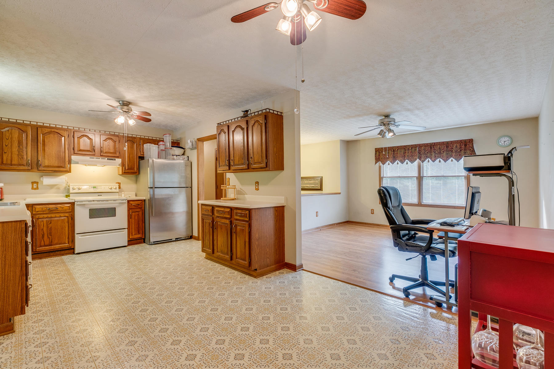 501 Wahoo Valley Road Kingsport, TN 37663 - Photo 15 of 45 016 (19)