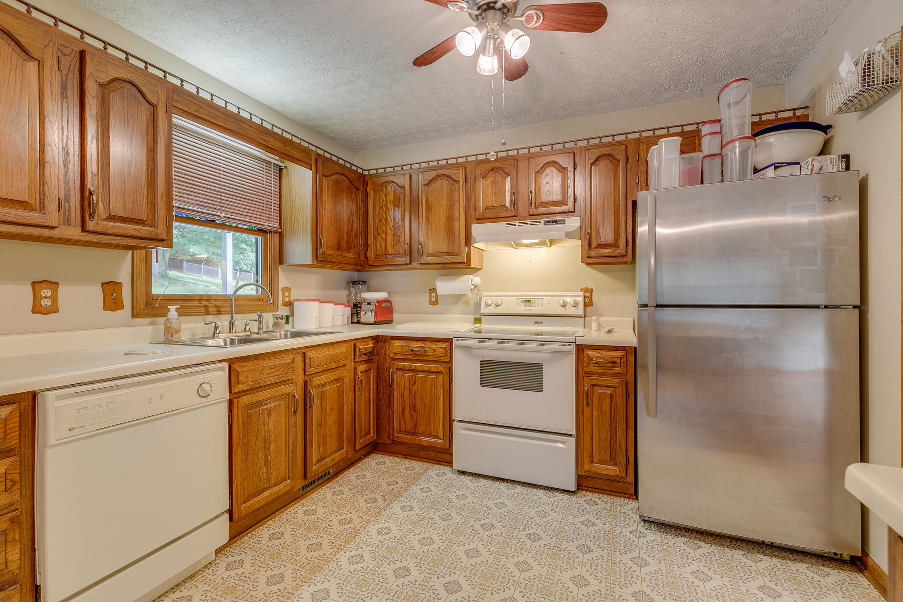 501 Wahoo Valley Road Kingsport, TN 37663 - Photo 18 of 45 019 (19)