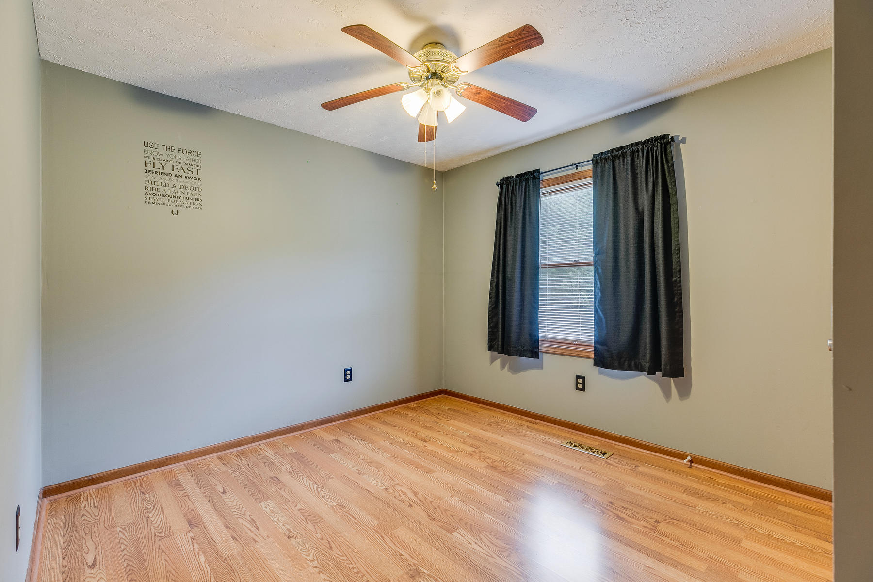 501 Wahoo Valley Road Kingsport, TN 37663 - Photo 24 of 45 025 (18)