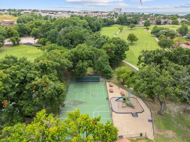 $519,900 | 3605 Highpoint Drive, Rockwall, TX 75087