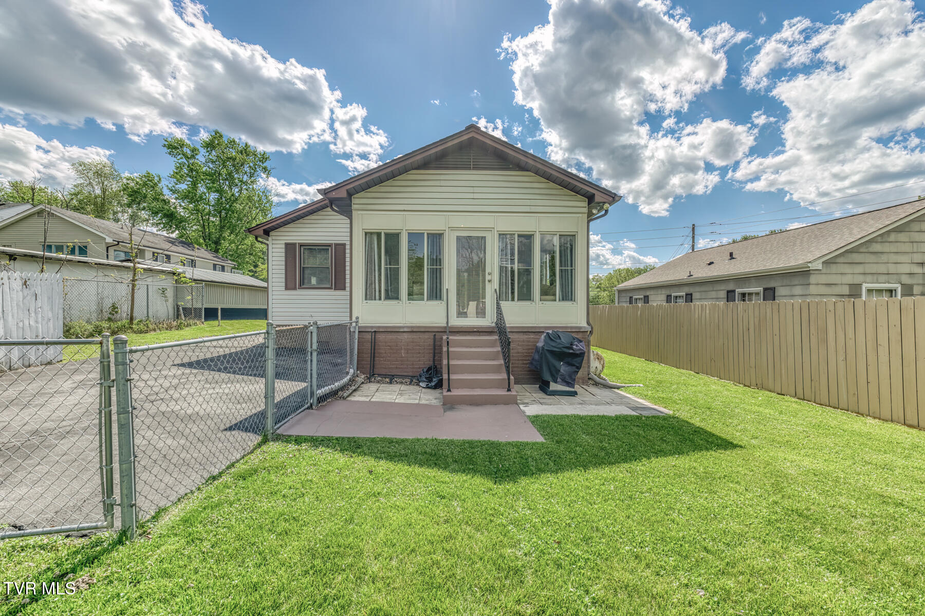 75 24th Street Bristol, TN 37620 - Photo 40 of 46 75 24th St-40