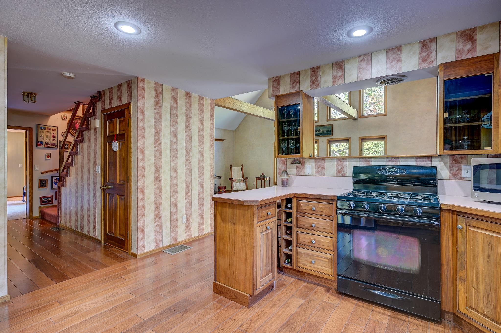 137 Modock Hill Road Conway, NH 03818 - Photo 7 of 60