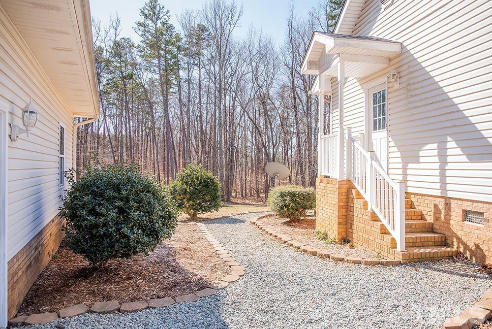 64 Franklin Road Semora, NC 27343 - Photo 5 of 79 Gallery Image 5
