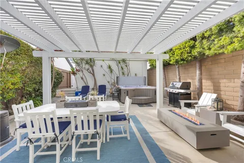 $1,795,000 | 605 California Street, Huntington Beach, CA 92648