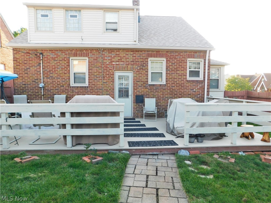 6085 Manchester Road Parma, OH 44129 - Photo 29 of 30