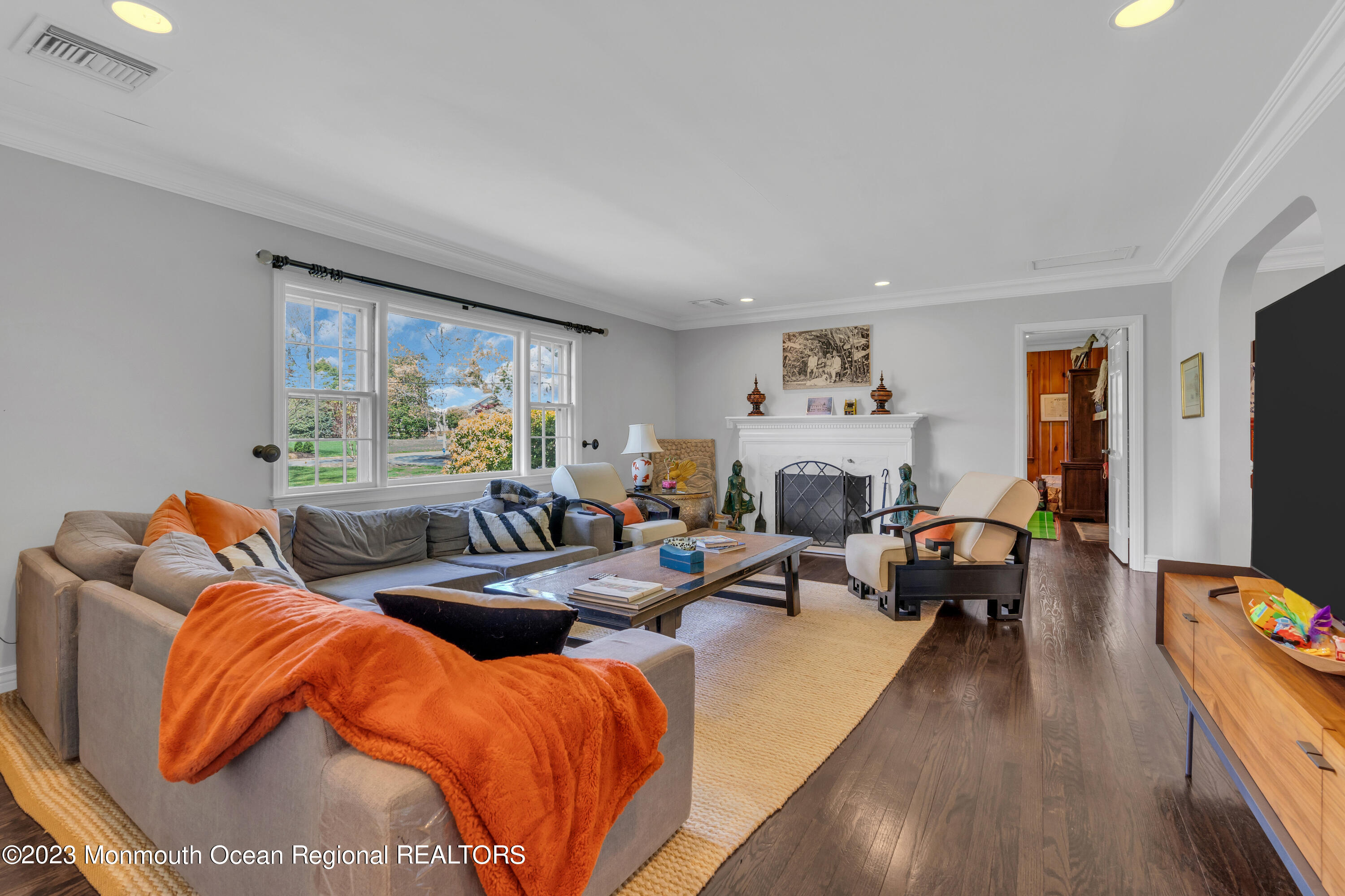 6 Circle Drive Rumson, NJ 07760 - Photo 13 of 31 013_dsc04913