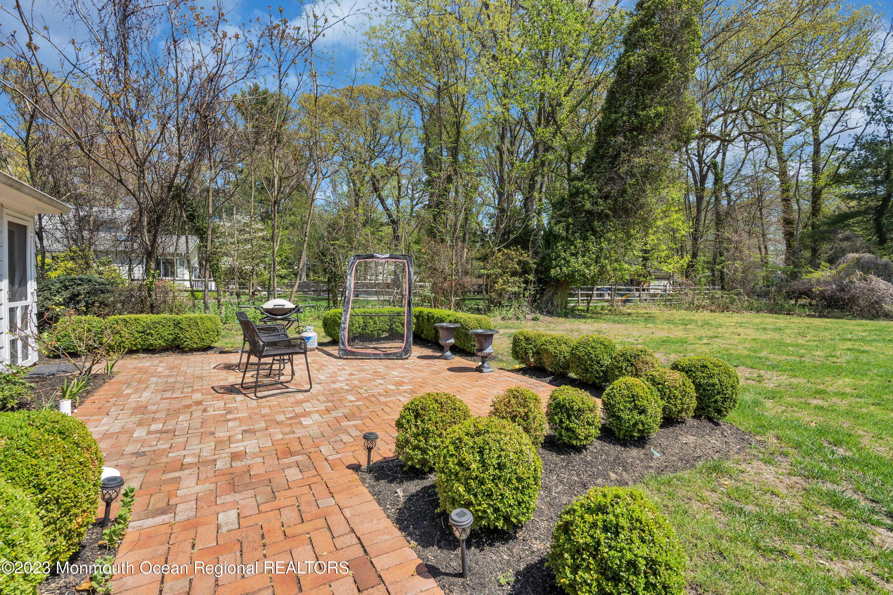 6 Circle Drive Rumson, NJ 07760 - Photo 26 of 31 046_dsc05003