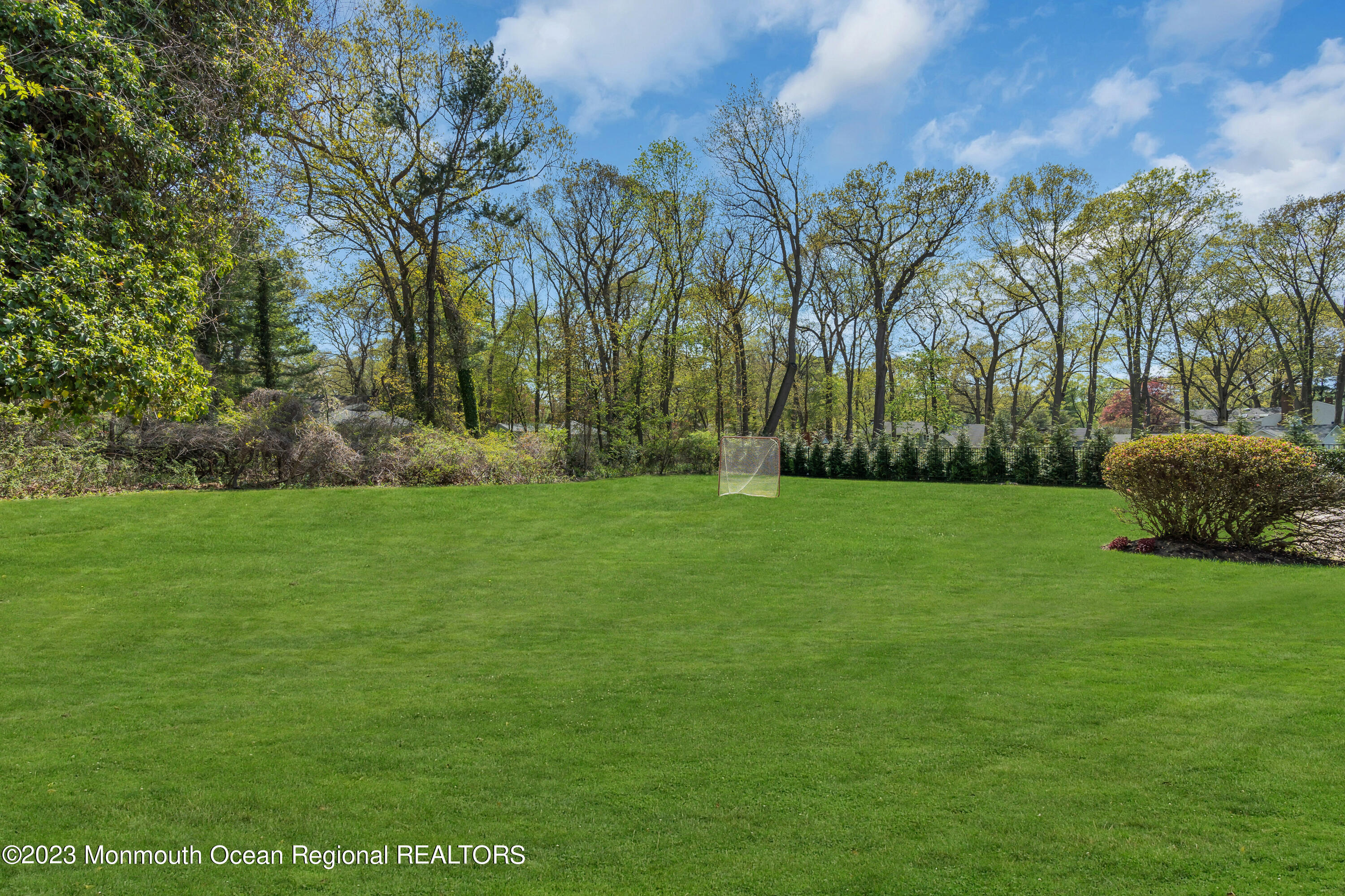 6 Circle Drive Rumson, NJ 07760 - Photo 29 of 31 042_dsc05018-1