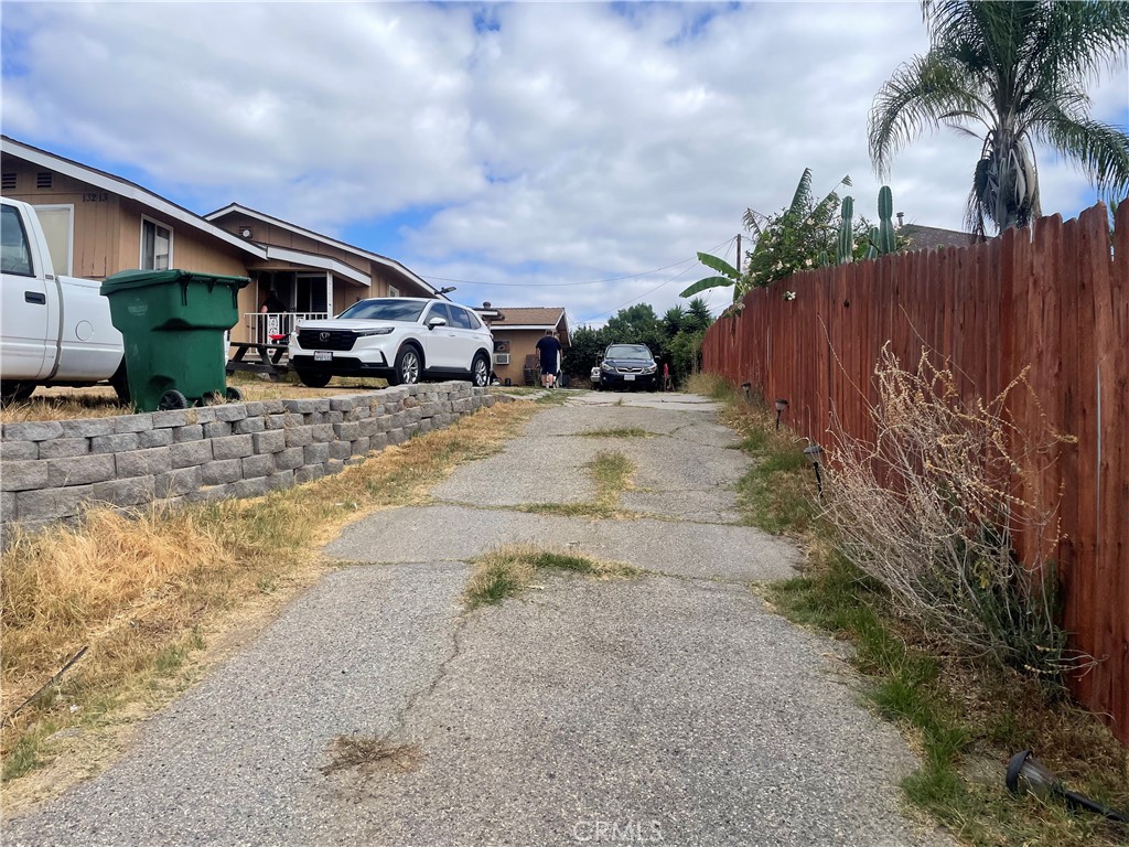 13213 Leffingwell Road Whittier, CA 90605 - Photo 5 of 34