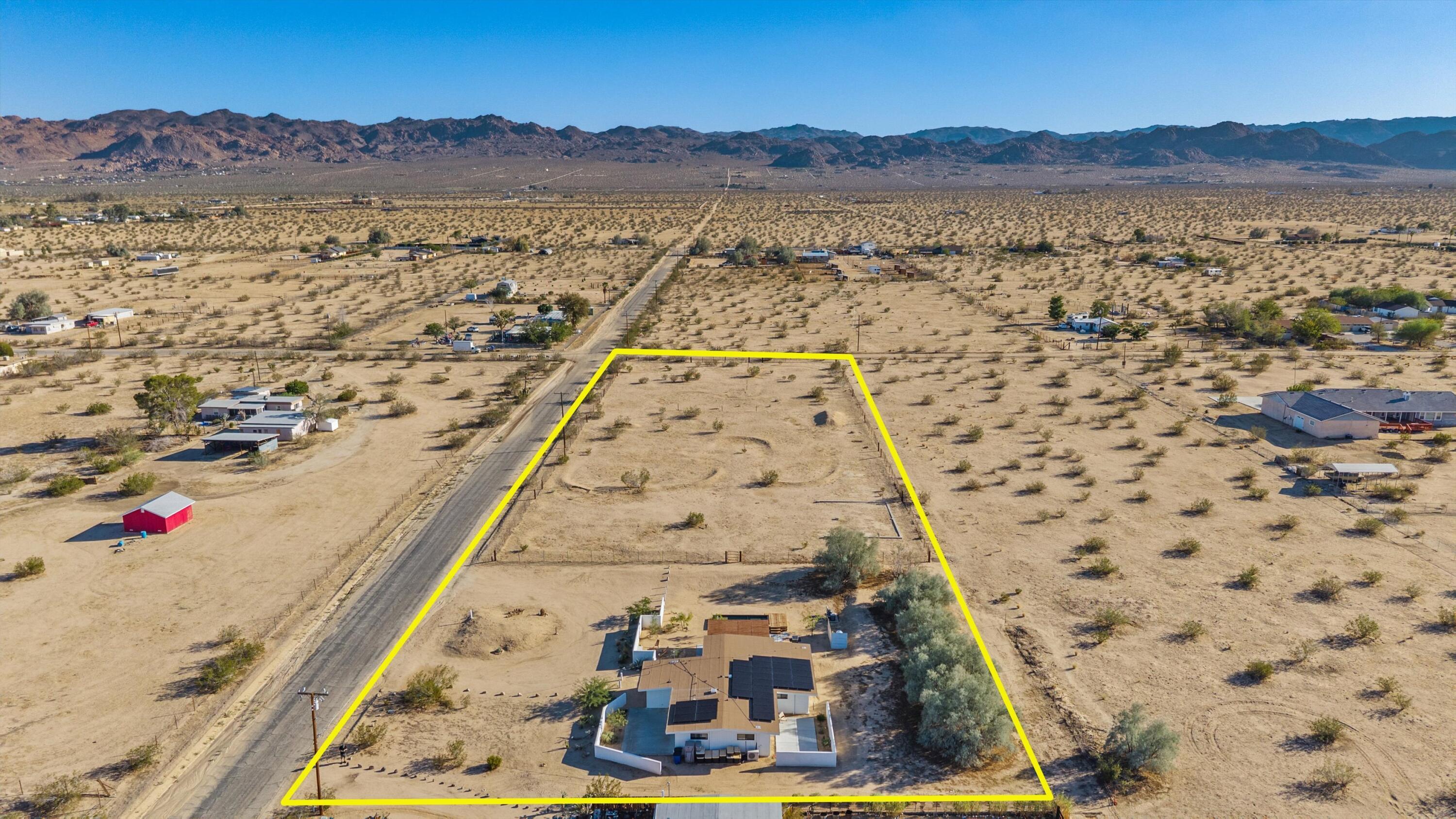 4610 Sunkist Road Joshua Tree, CA 92252 - Photo 6 of 55 a view of houses with outdoor space