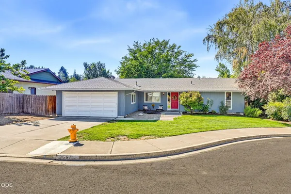 $409,000 | 567 North Stoneham Circle, Medford, OR 97504
