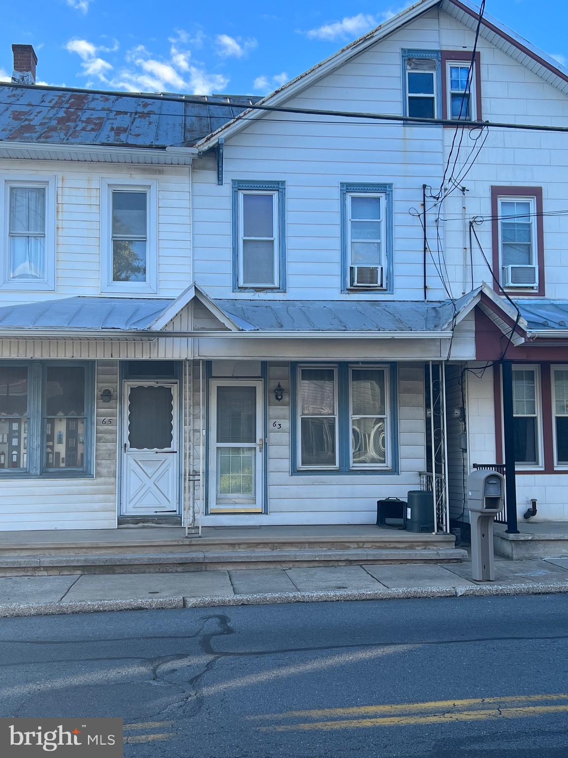 63 West Main Street Newmanstown, PA 17073 - Photo 2 of 3 Quick occupancy available