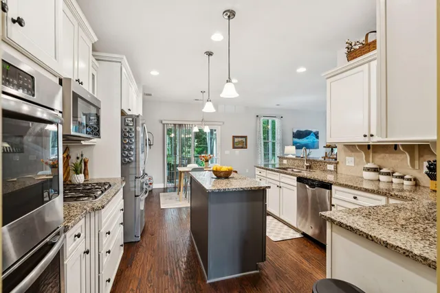 $564,900 | 7001 Sassafras Court, Summerville, SC 29485