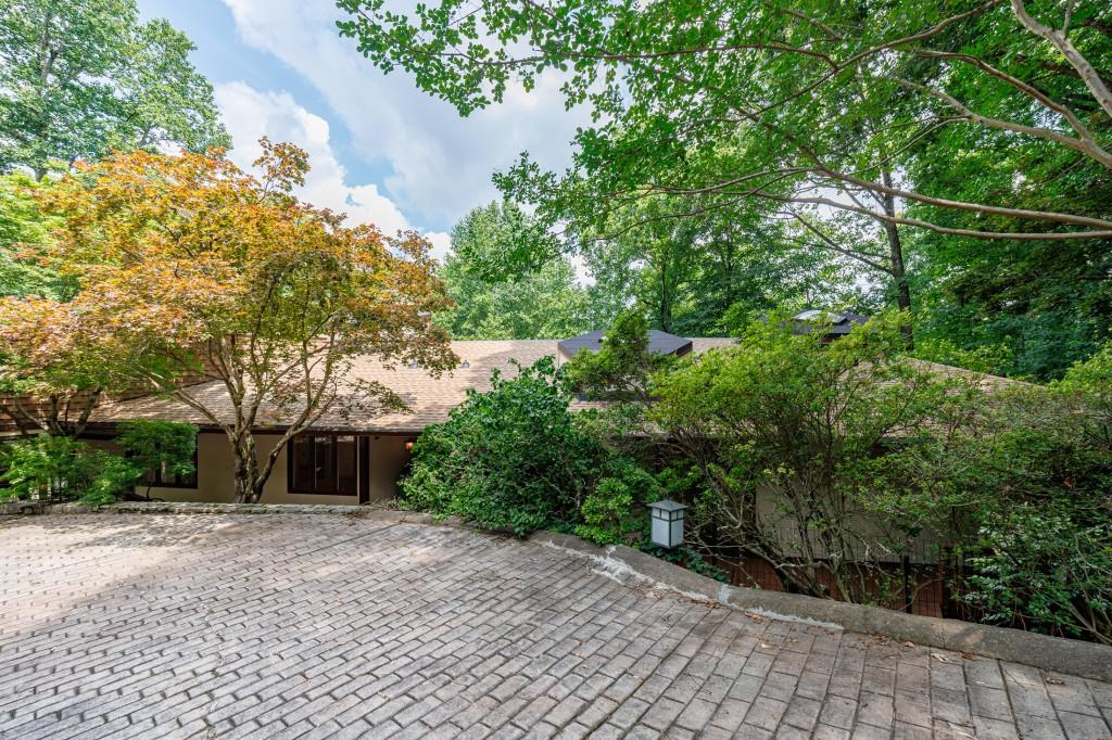 130 Huntcliff Point Northeast Sandy Springs, GA 30350 - Photo 56 of 61