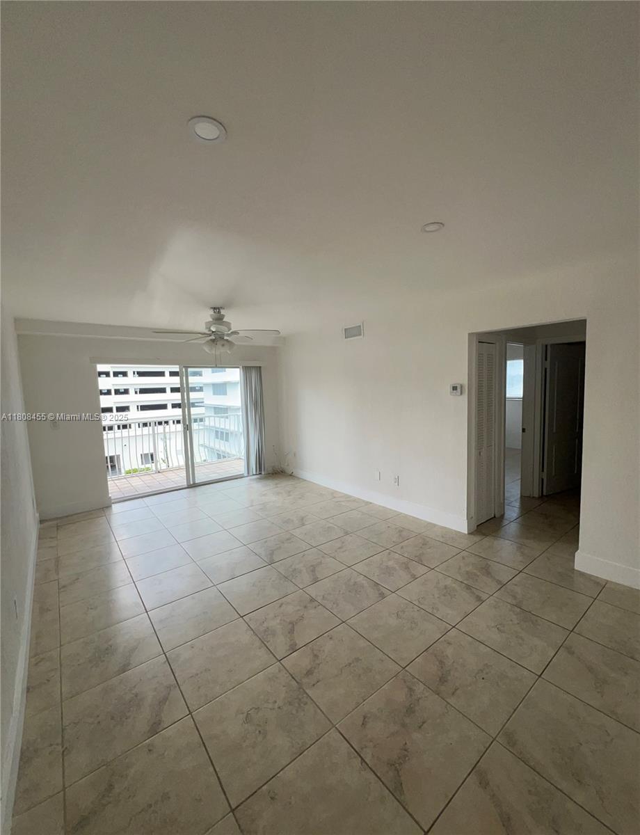 677 Northeast 24th Street, Unit 607 Miami, FL 33137 - Photo 11 of 29