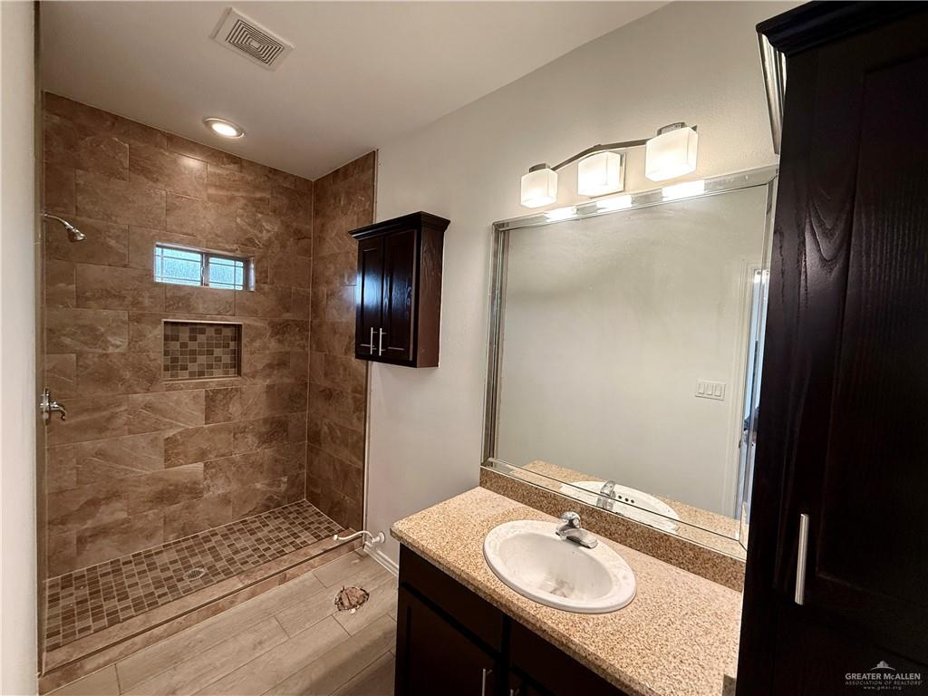 2102 Colorado Street Mission, TX 78572 - Photo 13 of 15