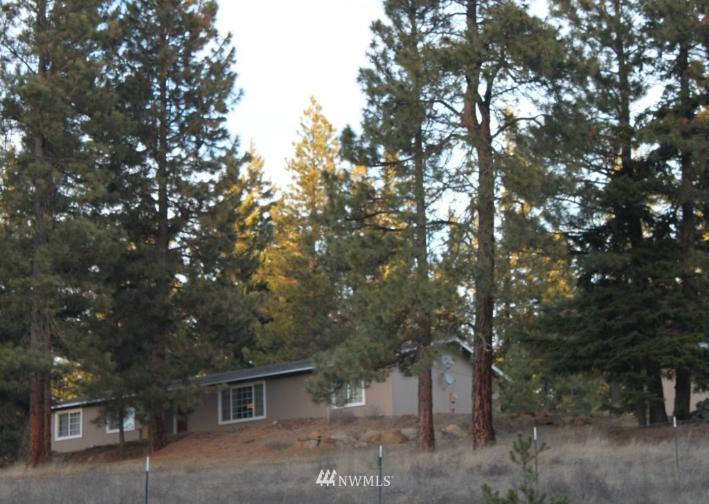 9350 Thorp Prairie Road Cle Elum, WA 98922 - Photo 1 of 25 Gallery Image 1