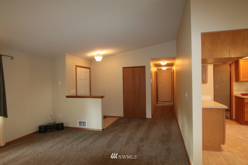 9350 Thorp Prairie Road Cle Elum, WA 98922 - Photo 4 of 25 Gallery Image 4