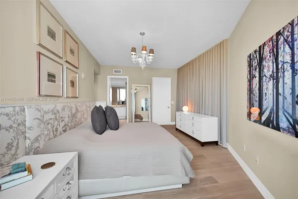 $6,700 | 15901 Collins Avenue, Unit 2405, Sunny Isles Beach, FL 33160