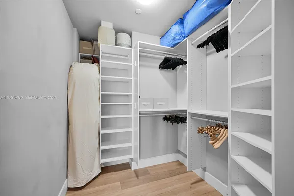 $6,700 | 15901 Collins Avenue, Unit 2405, Sunny Isles Beach, FL 33160