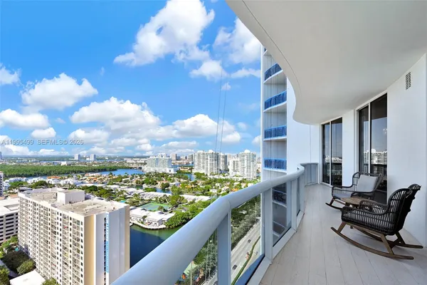 $6,700 | 15901 Collins Avenue, Unit 2405, Sunny Isles Beach, FL 33160