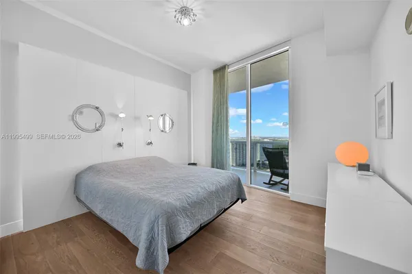 $6,700 | 15901 Collins Avenue, Unit 2405, Sunny Isles Beach, FL 33160