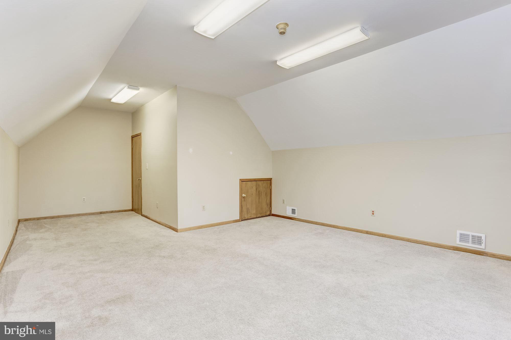 16517 Old Frederick Road Mount Airy, MD 21771 - Photo 28 of 38 Gallery Image 28