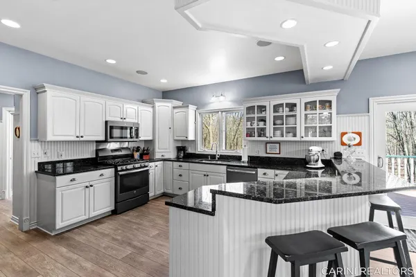 $660,000 | 7887 Burrstone Court Southeast, Caledonia, MI 49316