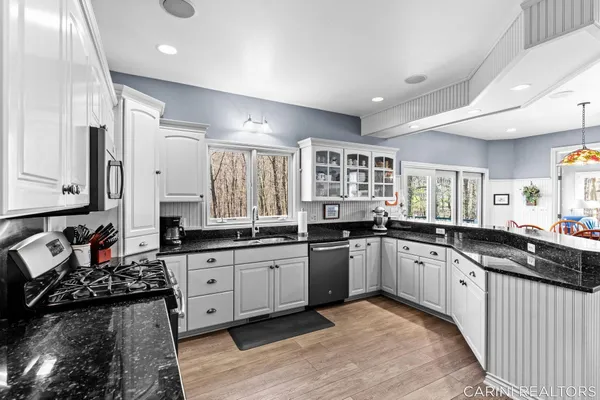 $660,000 | 7887 Burrstone Court Southeast, Caledonia, MI 49316
