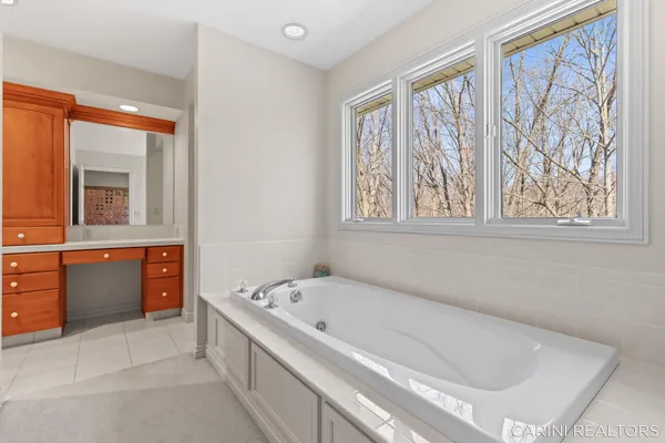 $660,000 | 7887 Burrstone Court Southeast, Caledonia, MI 49316
