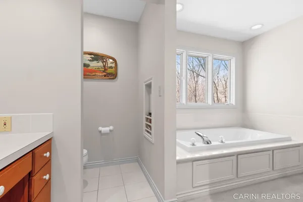 $660,000 | 7887 Burrstone Court Southeast, Caledonia, MI 49316