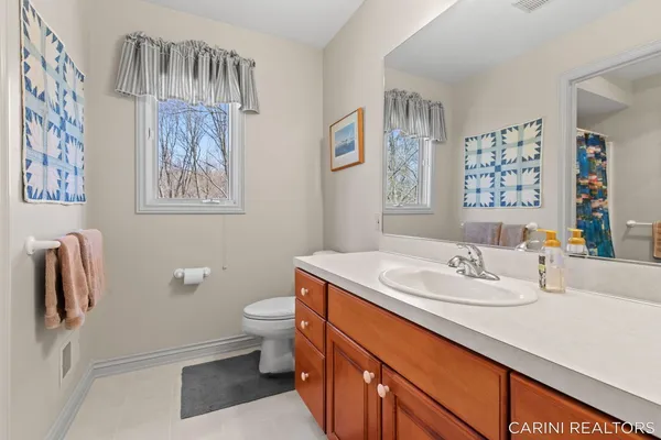 $660,000 | 7887 Burrstone Court Southeast, Caledonia, MI 49316