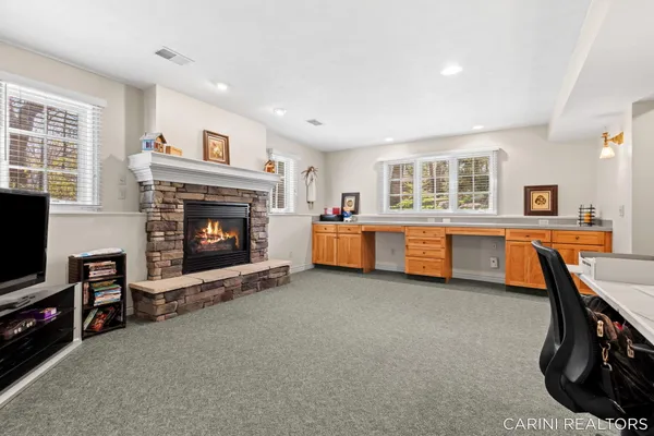 $660,000 | 7887 Burrstone Court Southeast, Caledonia, MI 49316