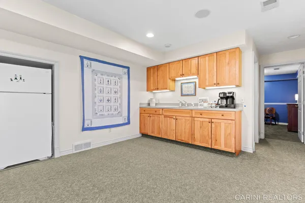 $660,000 | 7887 Burrstone Court Southeast, Caledonia, MI 49316
