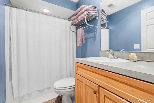 $660,000 | 7887 Burrstone Court Southeast, Caledonia, MI 49316