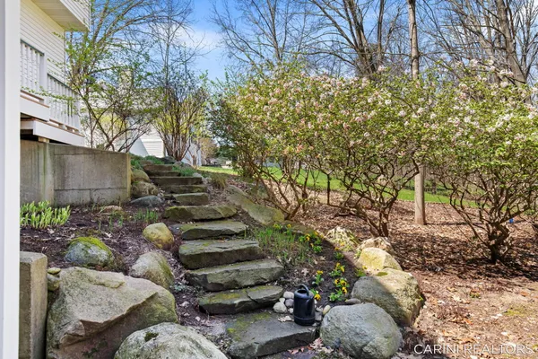 $660,000 | 7887 Burrstone Court Southeast, Caledonia, MI 49316