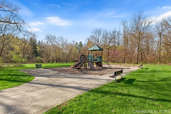 $660,000 | 7887 Burrstone Court Southeast, Caledonia, MI 49316