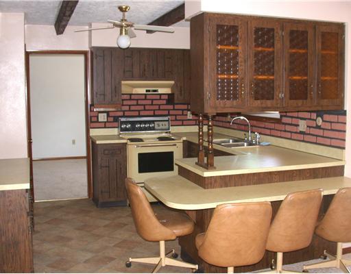 571 Engle Road Ohioville, PA 15052 - Photo 3 of 12 Kitchen. Breakfast bar highlights efficient designed kit
