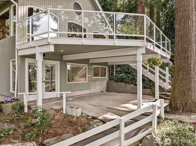 $899,500 | 15602 26th Avenue Southwest, Burien, WA 98166