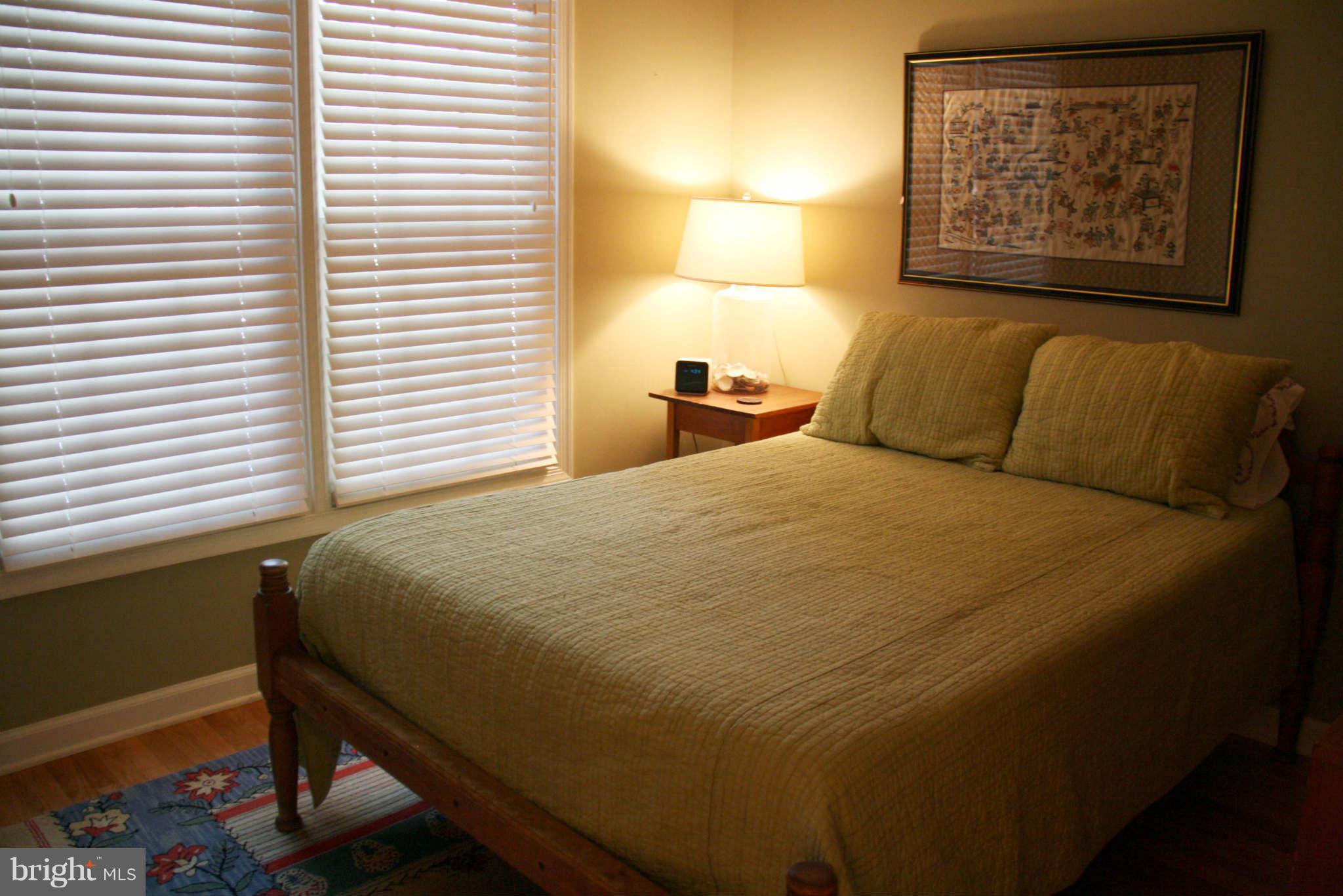 8519 2nd Avenue Silver Spring, MD 20910 - Photo 13 of 16 Bedroom
