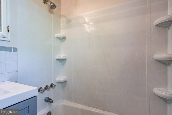 $2,500 | 826 Shaw Avenue, Lansdale, PA 19446