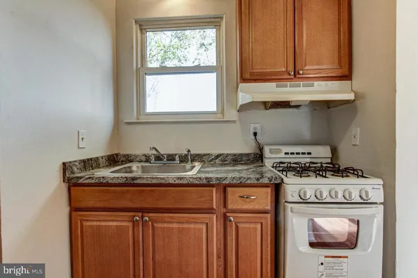 $2,500 | 826 Shaw Avenue, Lansdale, PA 19446