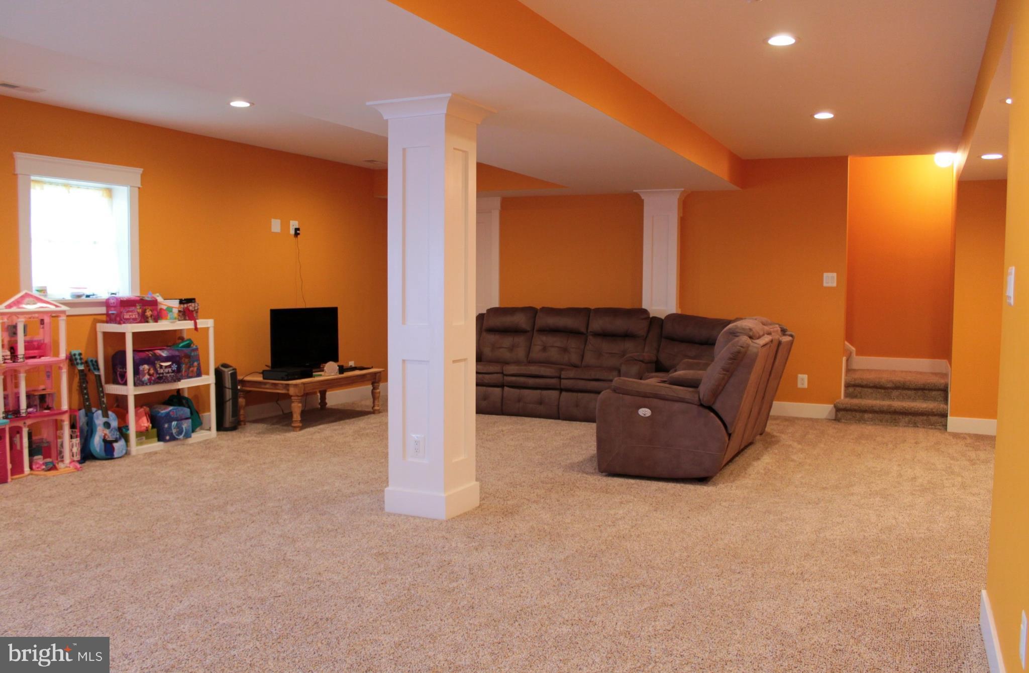 23934 Foxville Road Smithsburg, MD 21783 - Photo 27 of 30 Family Room