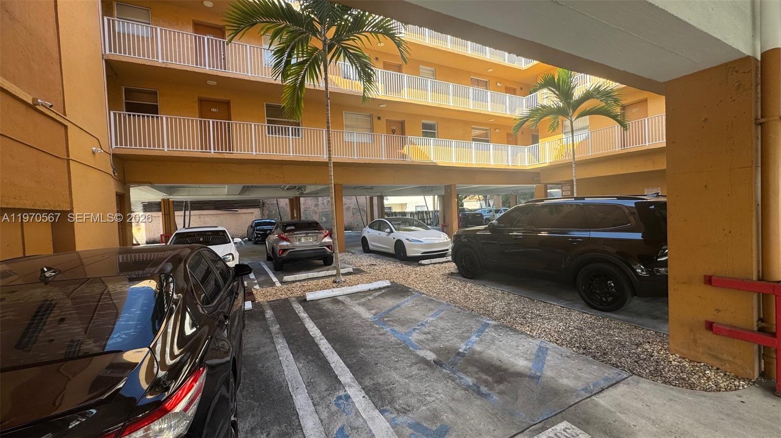 2441 Southwest 31st Avenue, Unit 303 Miami, FL 33145 - Photo 19 of 21