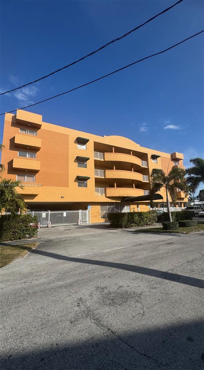 2441 Southwest 31st Avenue, Unit 303 Miami, FL 33145 - Photo 20 of 21