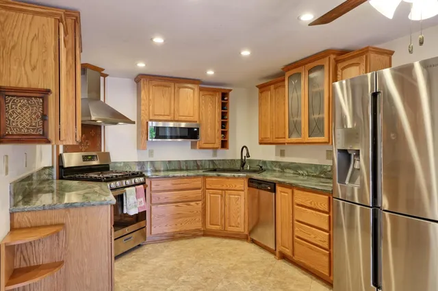 $1,048,000 | 355 Otono Court, San Jose, CA 95111