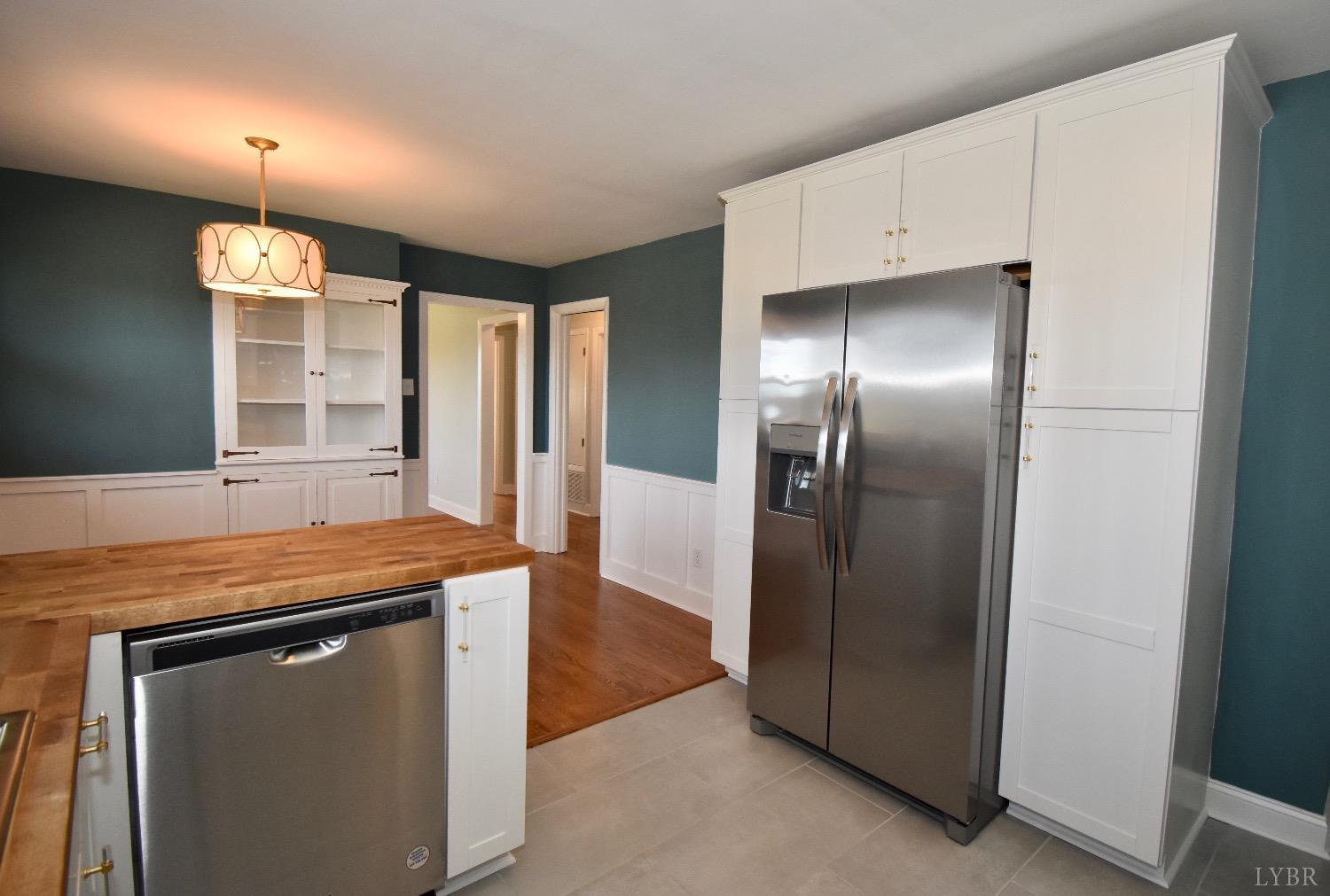 123 Ridge Street Madison Heights, VA 24572 - Photo 5 of 29 Gallery Image 5