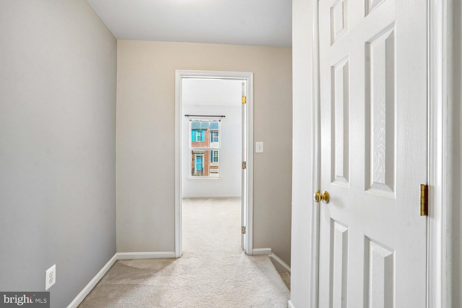 11433 Heritage Commons Way Reston, VA 20194 - Photo 24 of 53 Hall