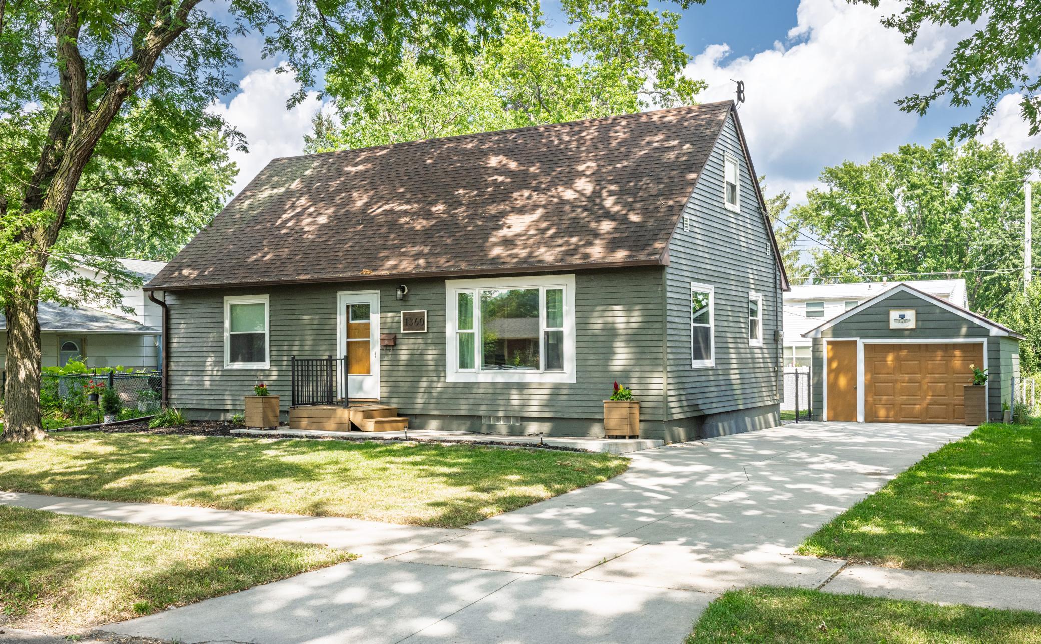 1360 9th Avenue Southeast Rochester, MN 55904 - Photo 1 of 23