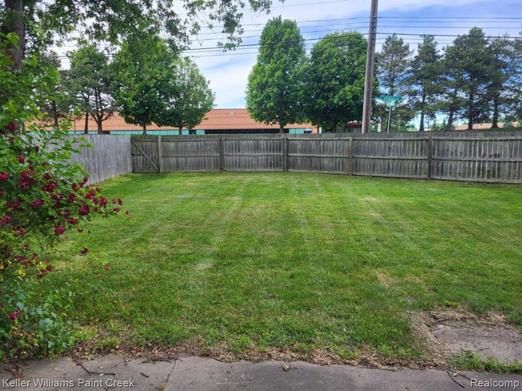 3505 West Auburn Road Rochester Hills, MI 48309 - Photo 25 of 27